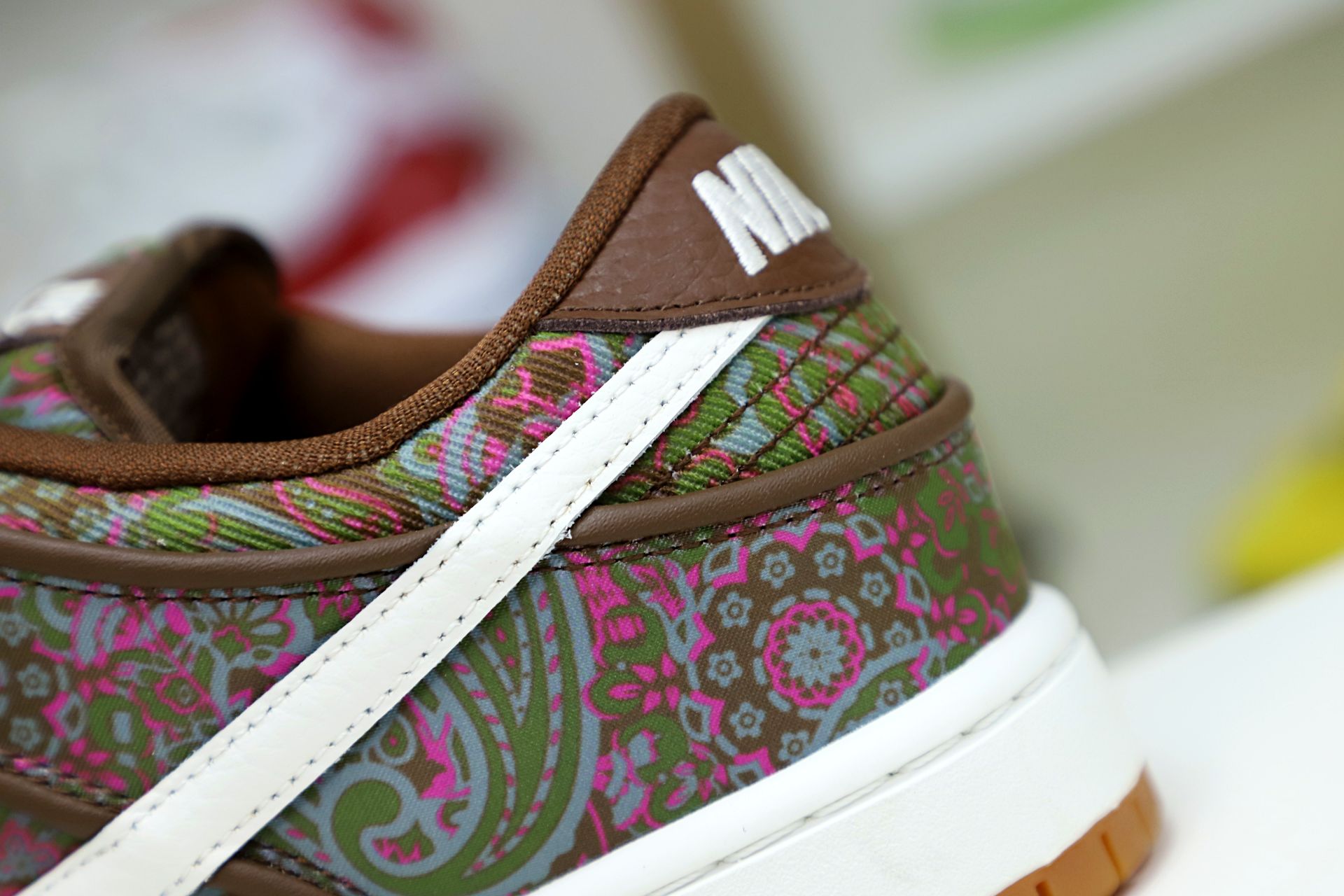 Nike Dunk SB Low Paisley