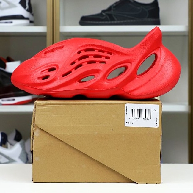 YEEZY FOAM RUNNER ''VERMILION''