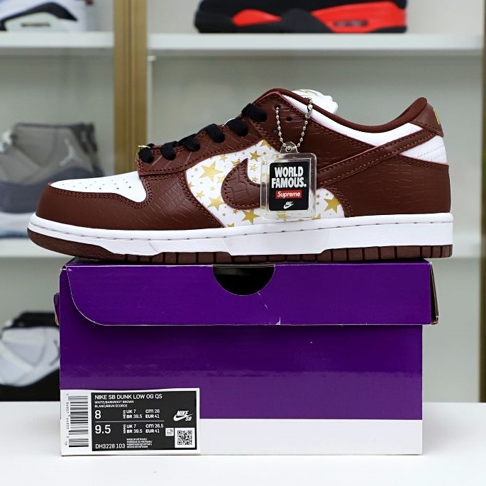 Supreme x Nike SB Dunk Low &quotBarkroot Brown"