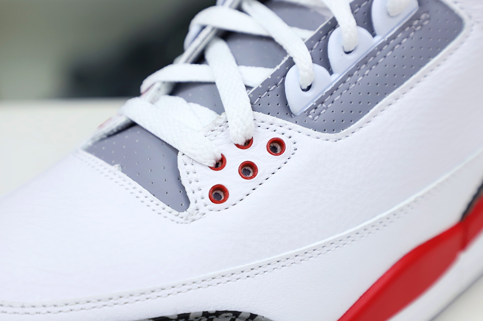 AIR JORDAN 3RETRO"FIRERED"（DN3707-160)