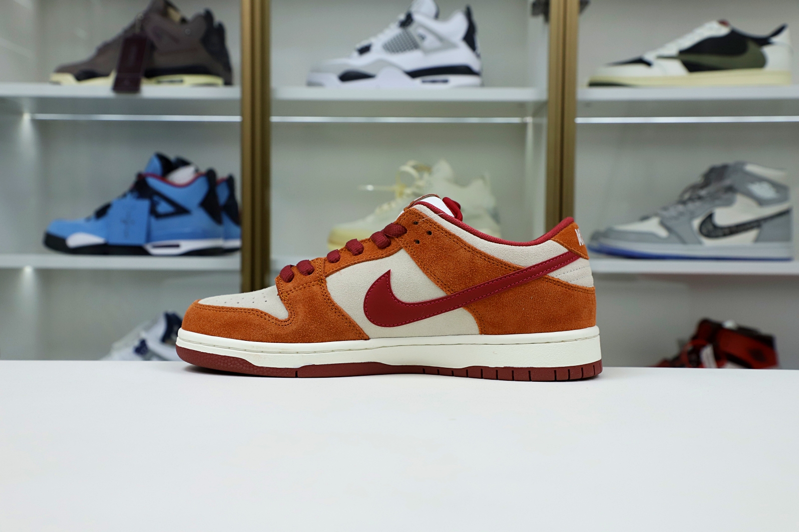 NIKE SB DUNK LOW PRO DARK RUSSET CEDAR 2019