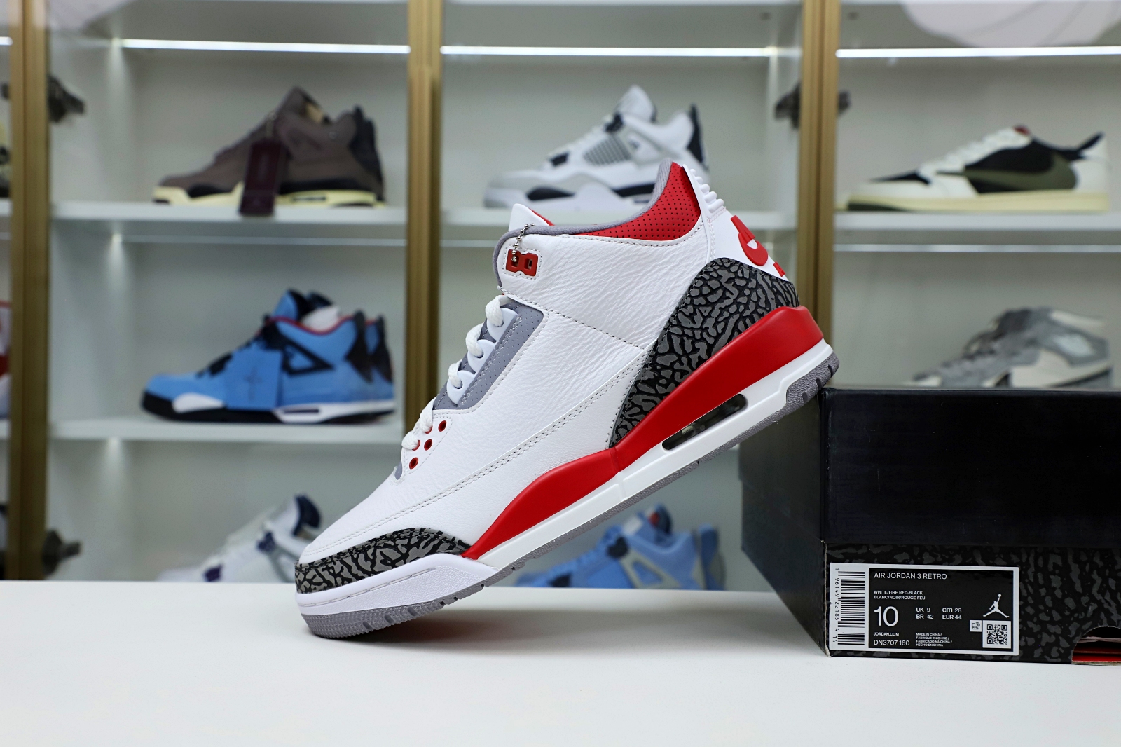 AIR JORDAN 3RETRO"FIRERED"（DN3707-160)