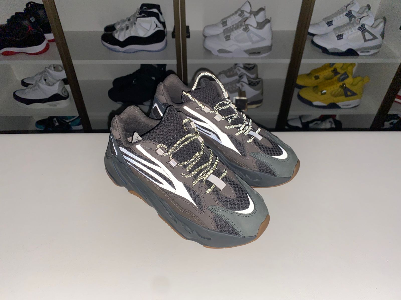 Yeezy boost 700 V2 "Geode"