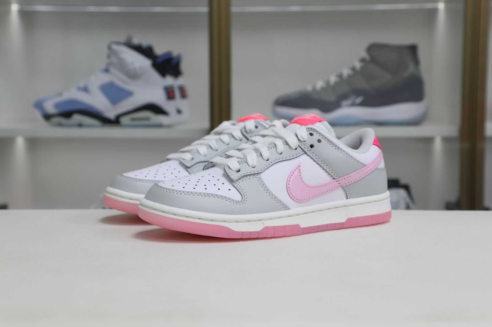 Nike Dunk Low"SummitWhite and Pink Foam"