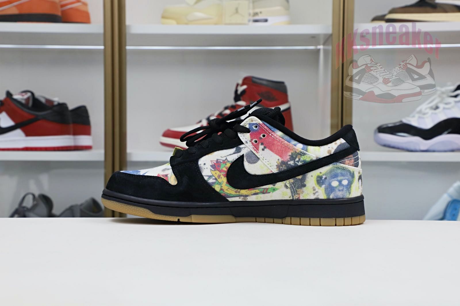 Supreme xNike SB DunkLow"Rammellzee"