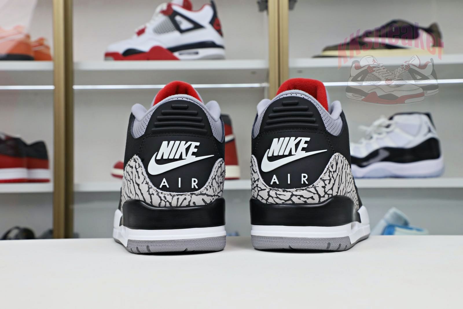 Jordan Air Jordan 3 retro blackcement 2018（854262-001）