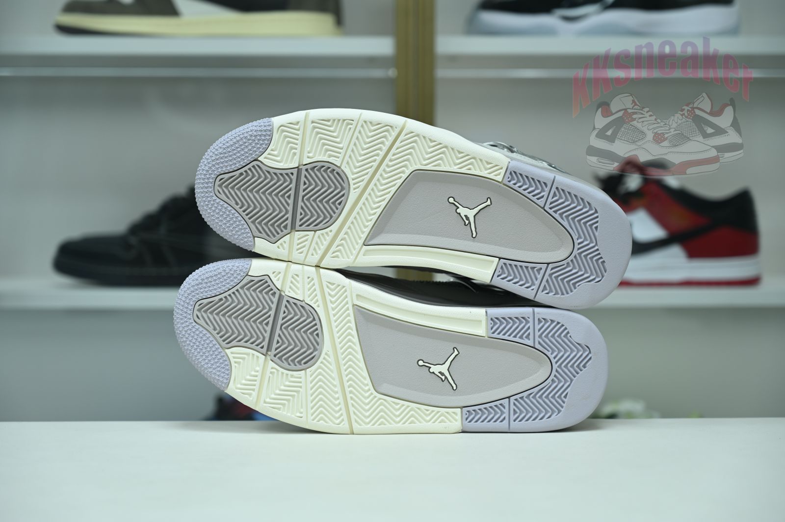 Jordan Air Jordan 4"Light lron Ore"