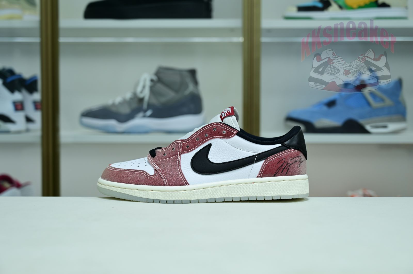 Trophy Room x Jordan Air Jordan1 Low OG