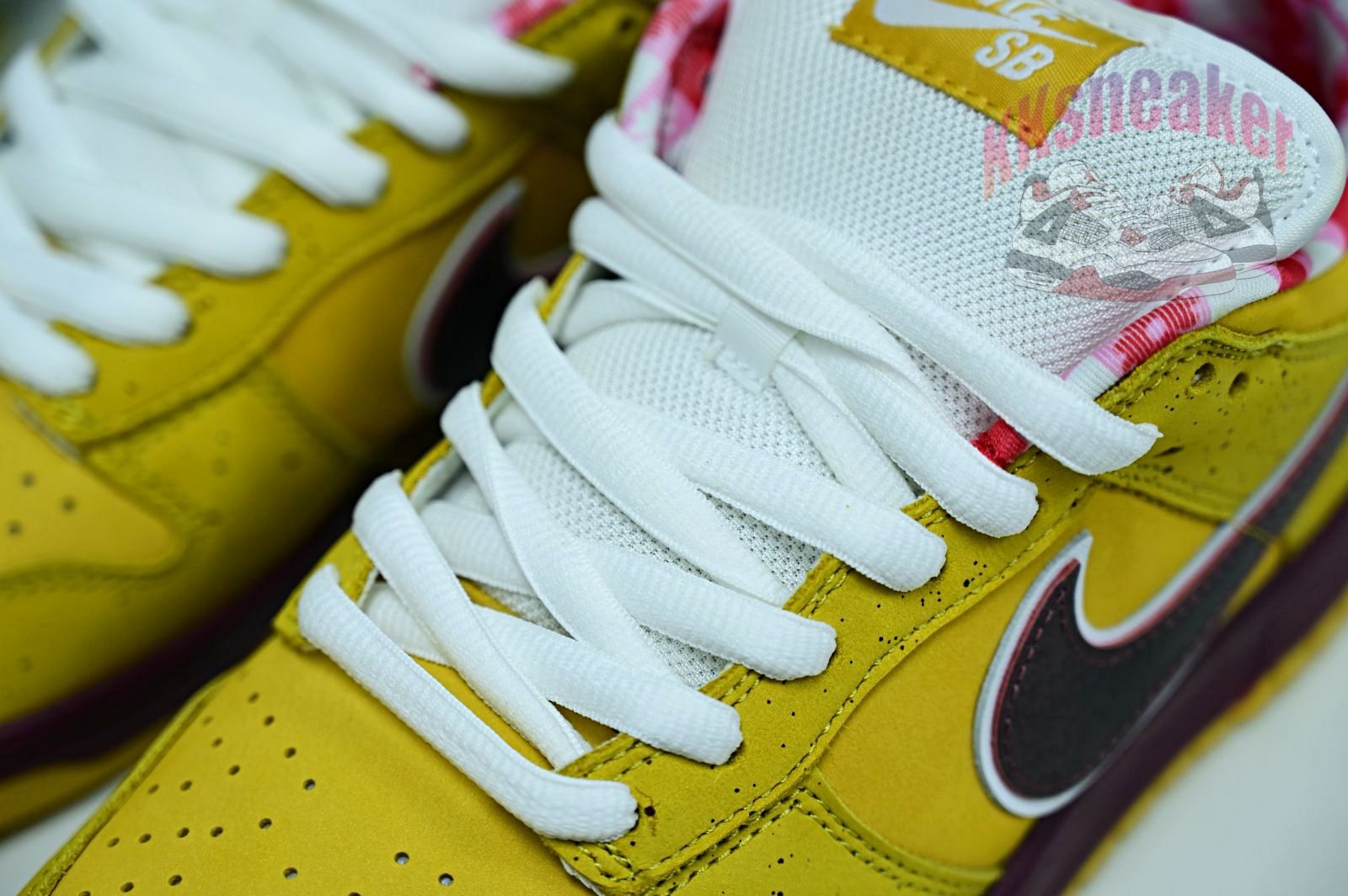 Nike Dunk SB Low YellowLobster