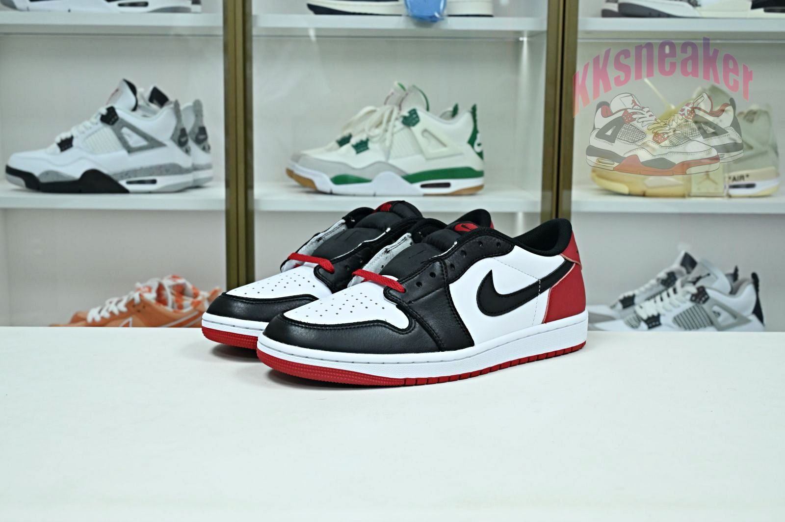 Jordan Air Jordan 1 Low OG "Black Toe"