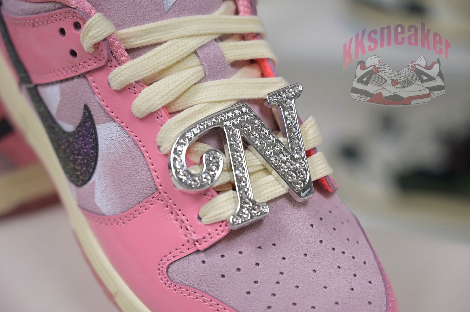 Nike Dunk Low"Hot Punch and PinkFoam" barbie