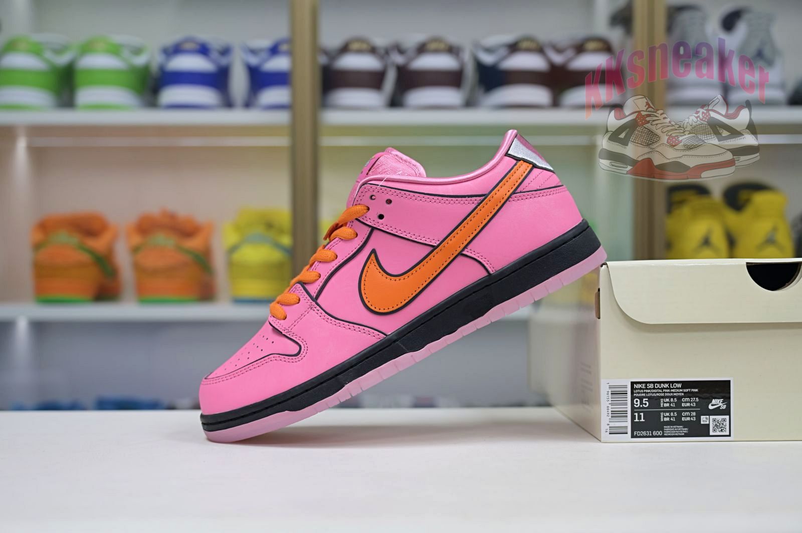 The Powerpuff Girls x Nike Dunk SB Low