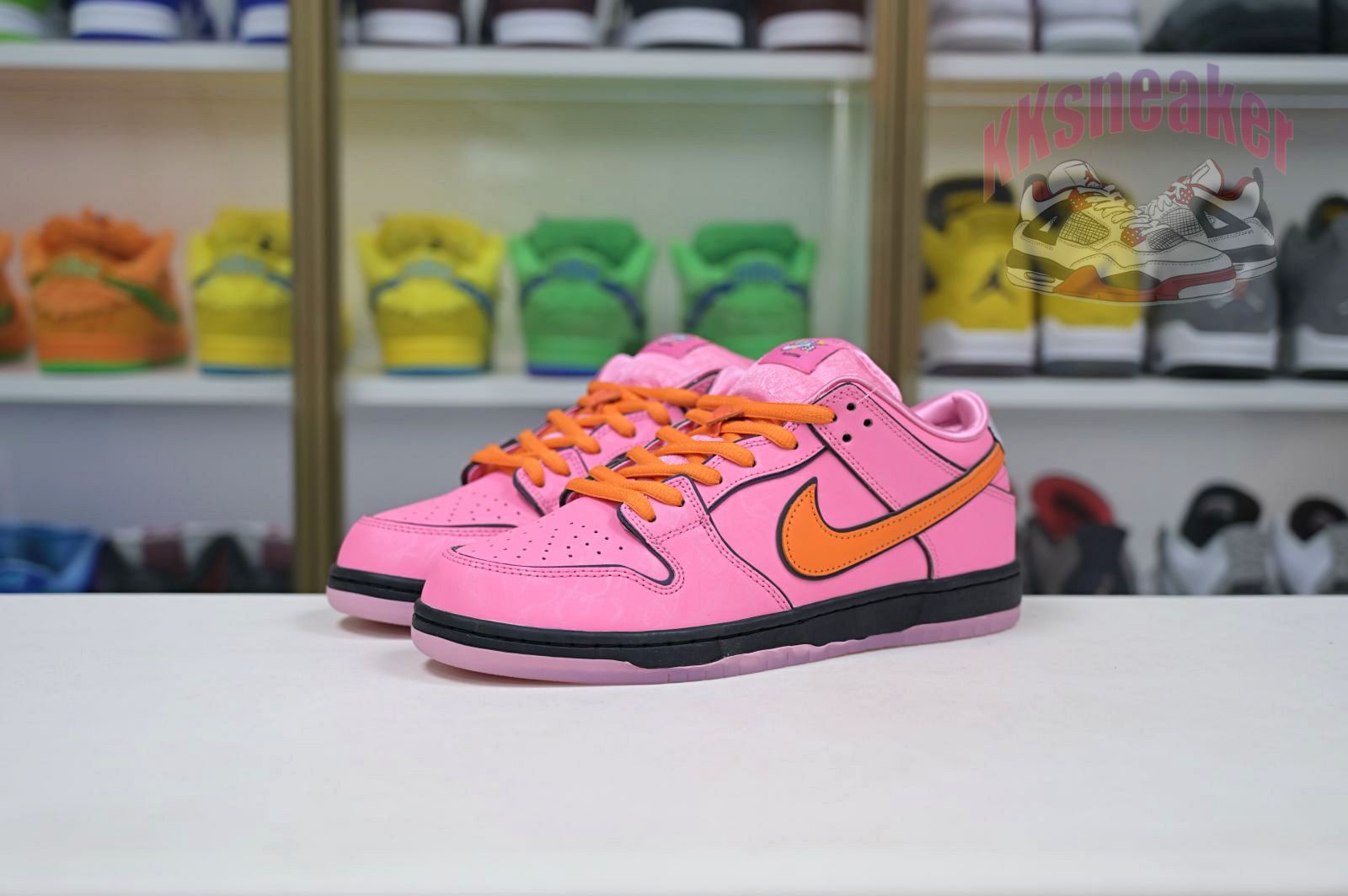 The Powerpuff Girls x Nike Dunk SB Low