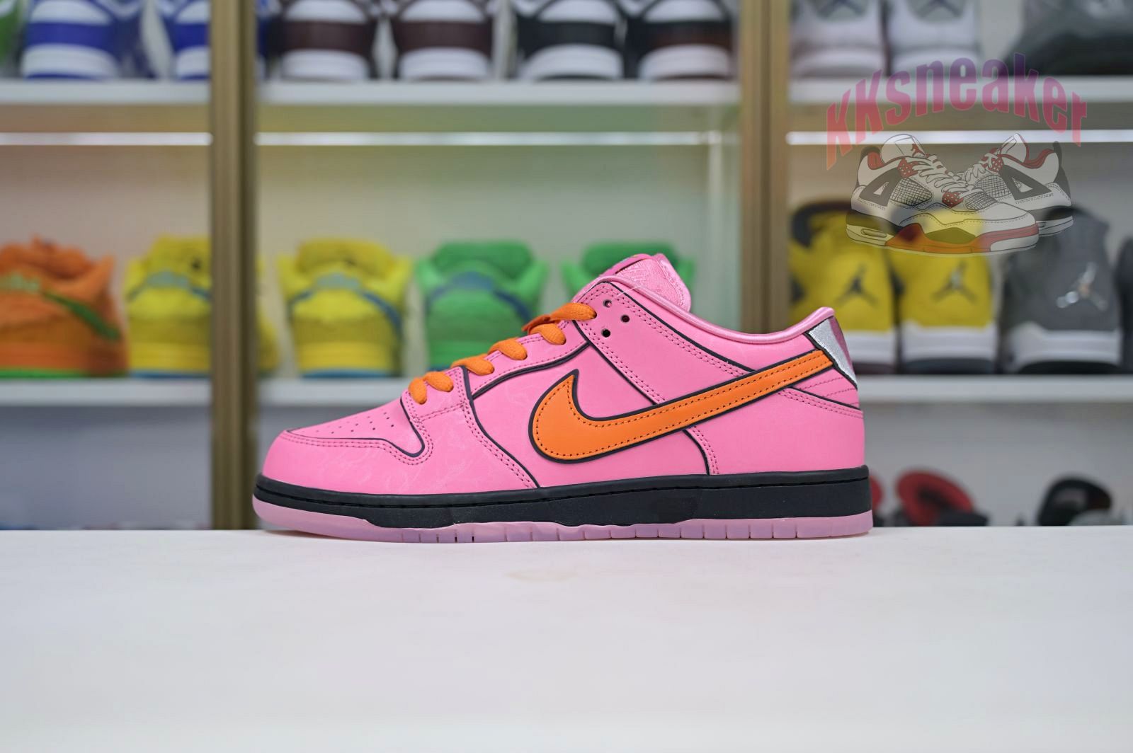 The Powerpuff Girls x Nike Dunk SB Low