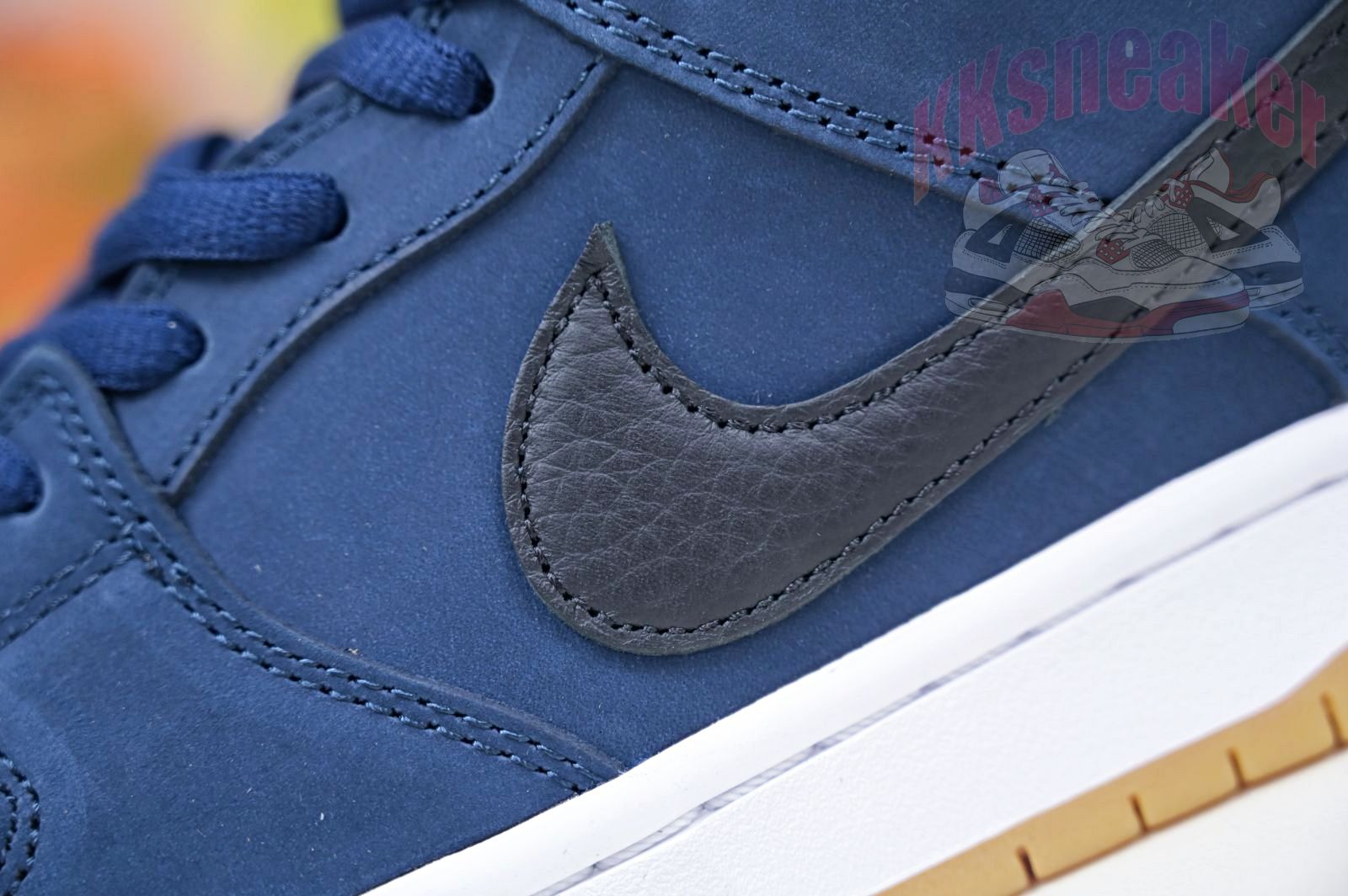 Nike Dunk SB Low Pro Iso "Navy Gum"