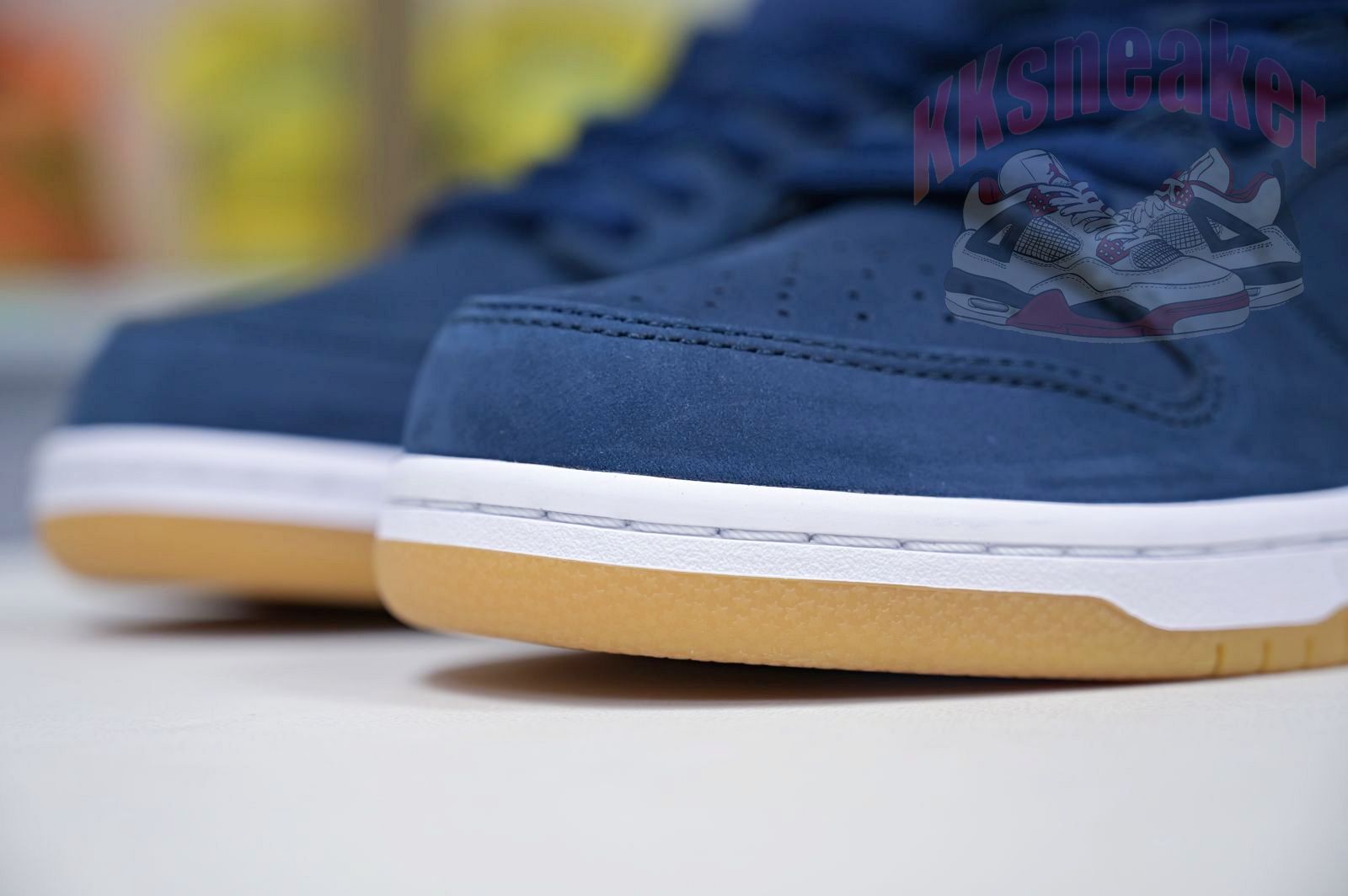 Nike Dunk SB Low Pro Iso "Navy Gum"