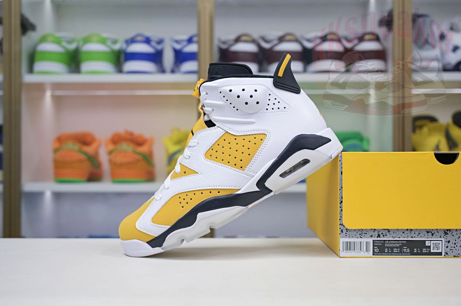 Air Jordan 6 "Yellow Ochre"