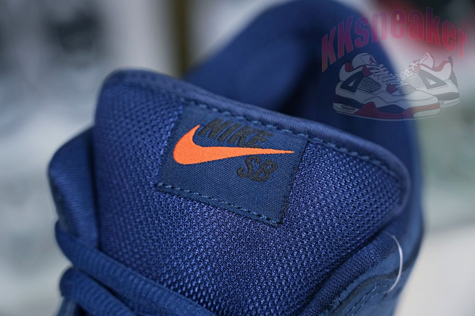 Nike Dunk SB Low Pro Iso "Navy Gum"