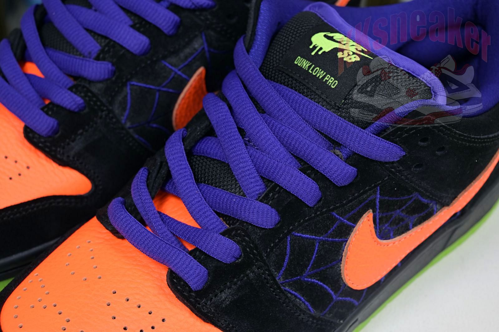 Nike Dunk SB Low SB Pro "Night of Mischief"