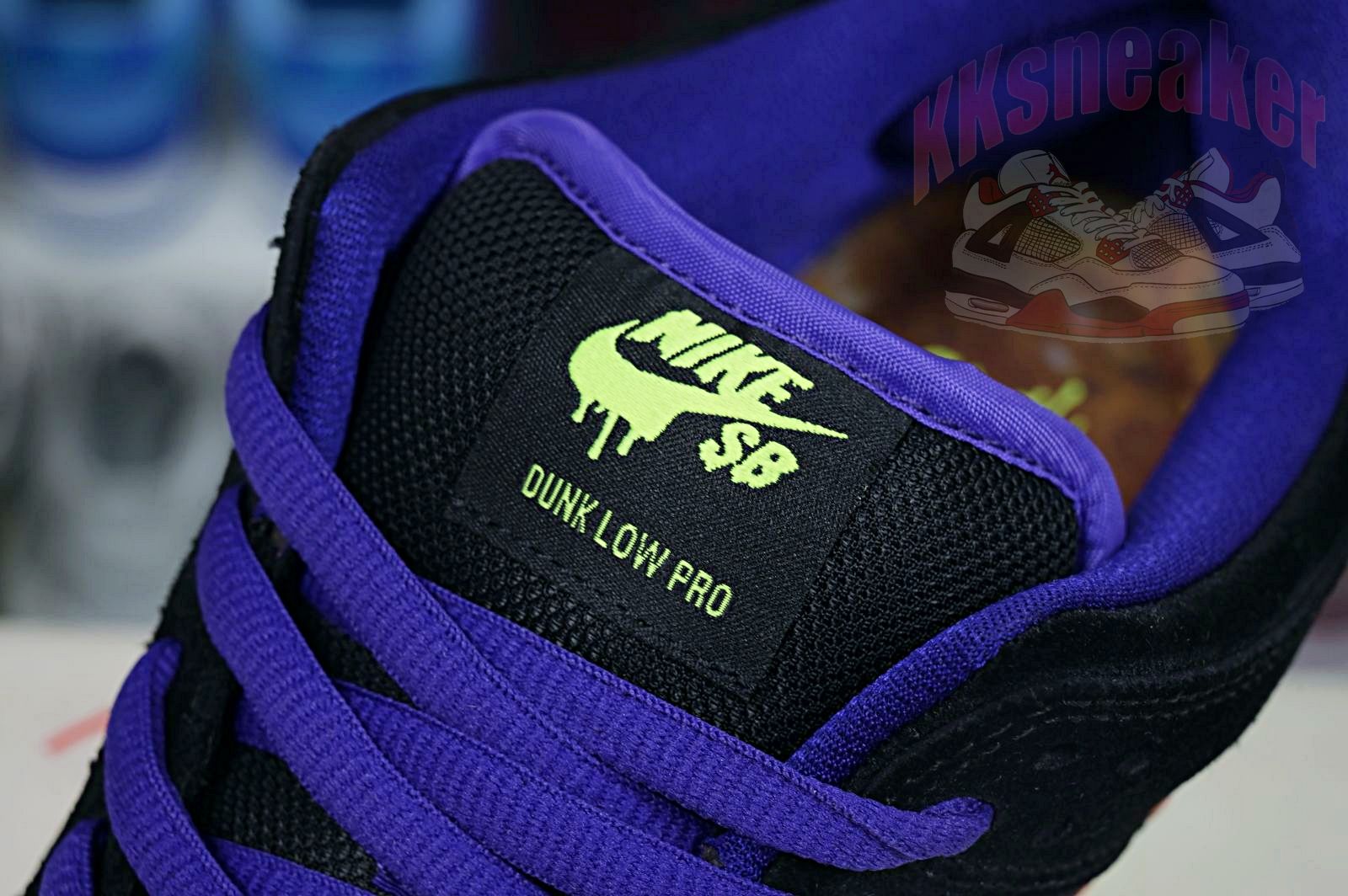 Nike Dunk SB Low SB Pro "Night of Mischief"