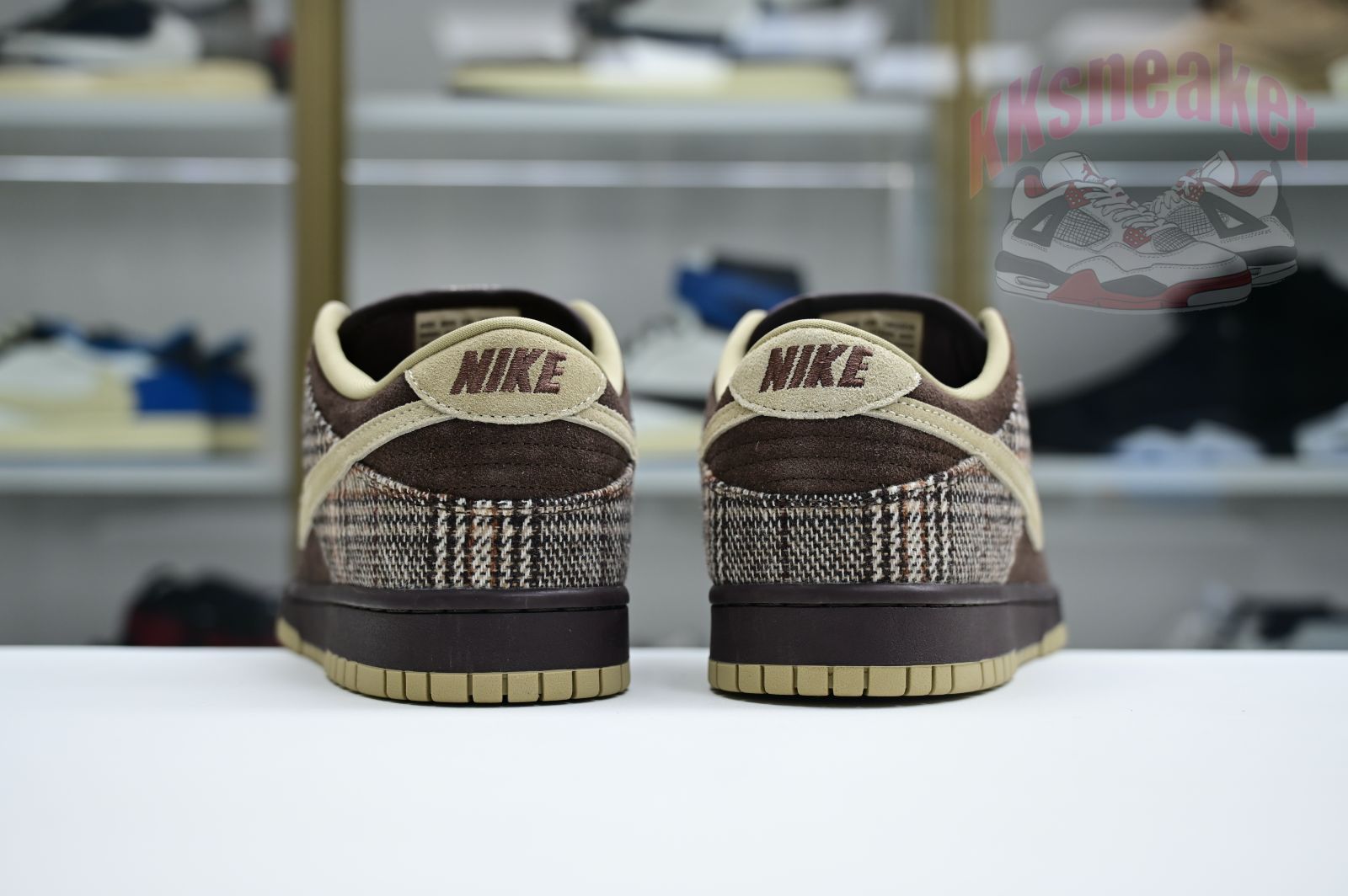 Nike Dunk SB Low Tweed