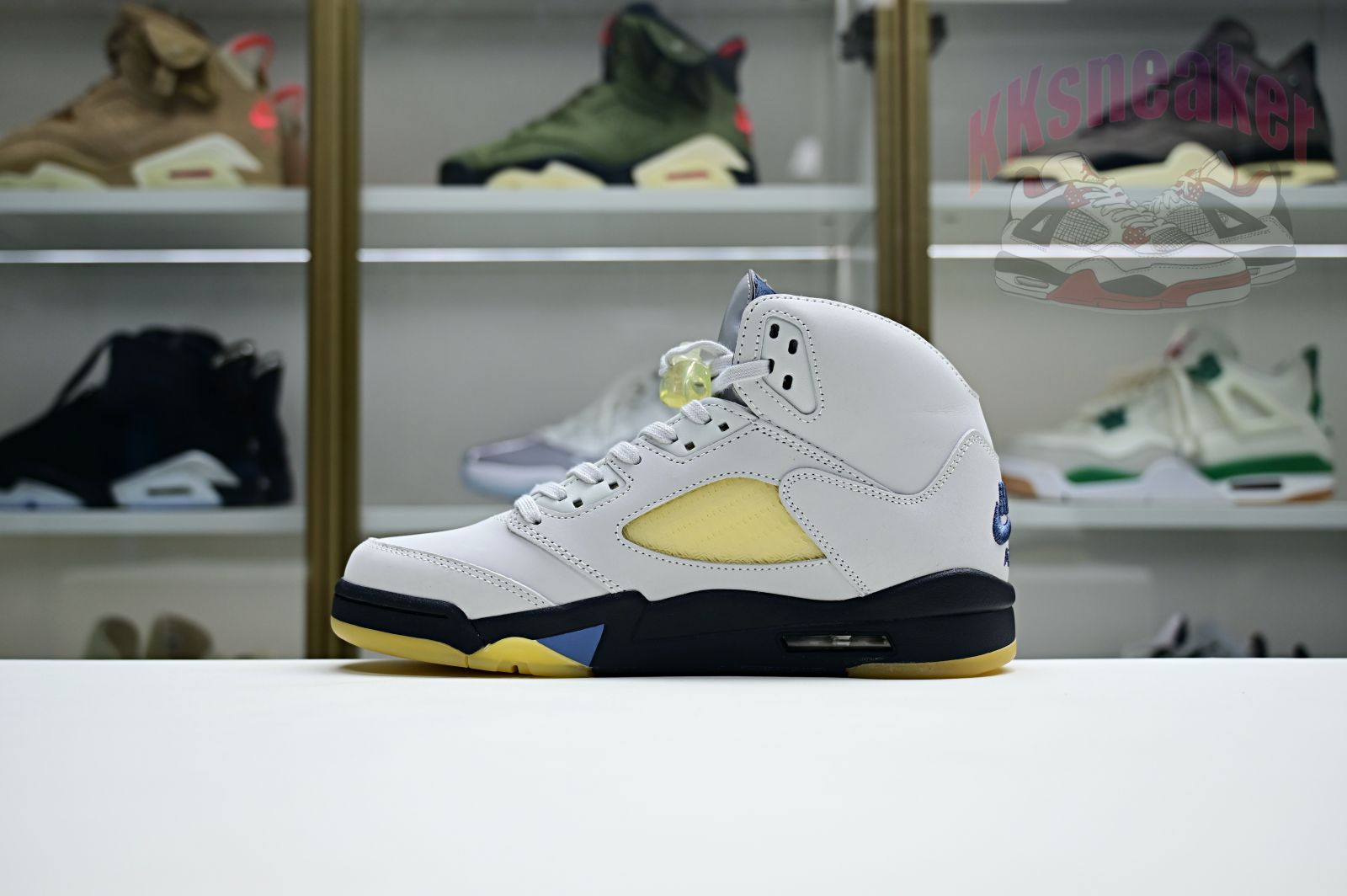 A MA MANIÉRE x Air Jordan 5"Photon Dust"