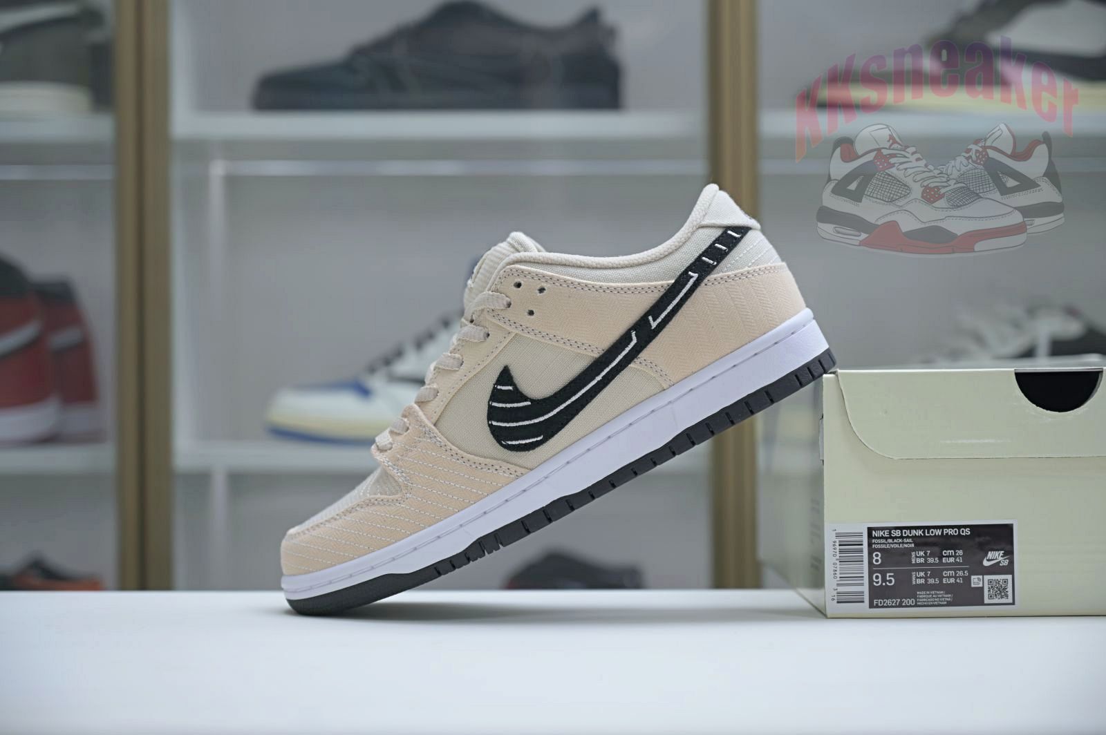 Albino & Preto x Nike Dunk SB Low Pro "Pearl White"