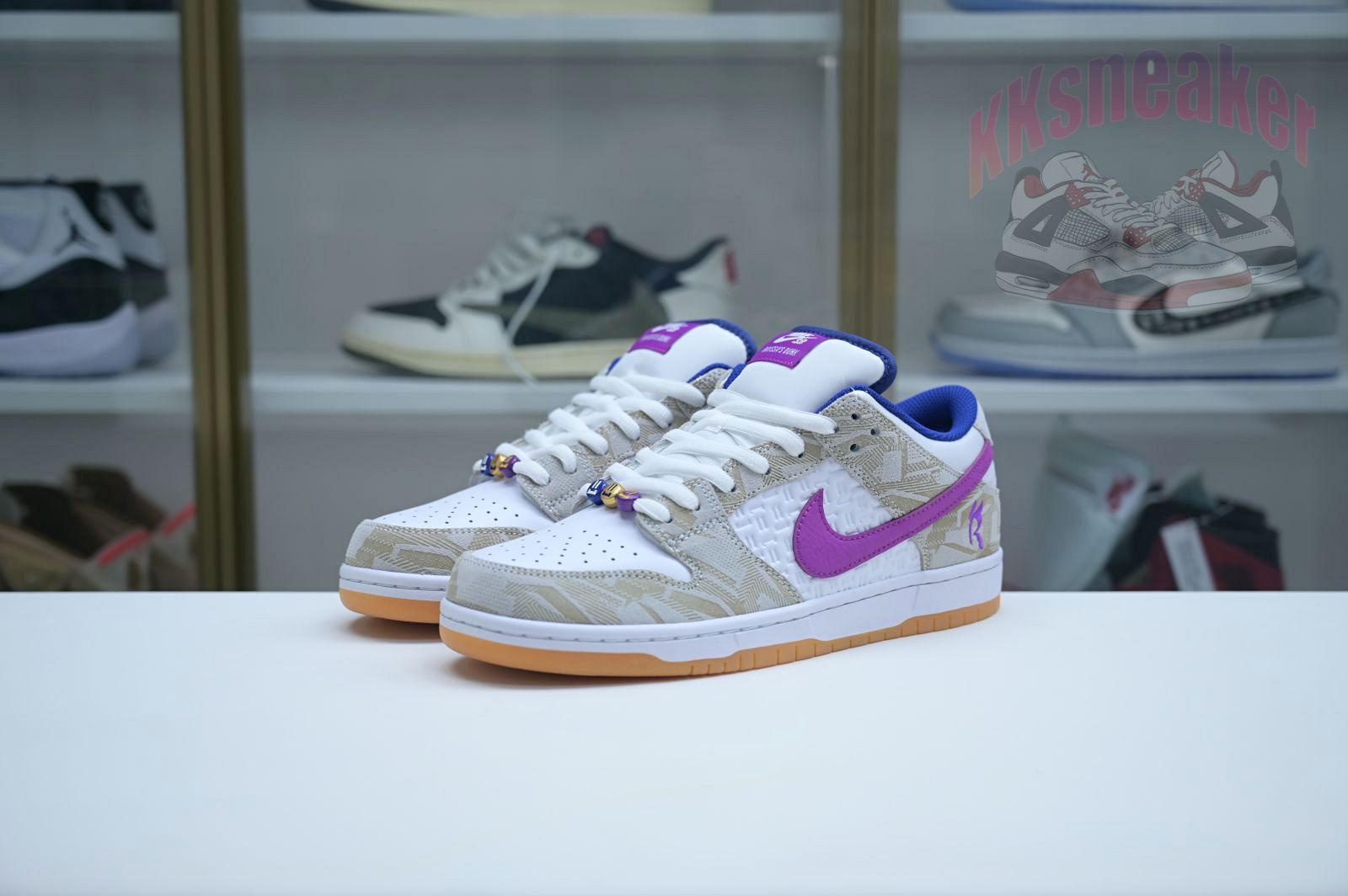 Rayssa Leal x Nike SB Dunk Low