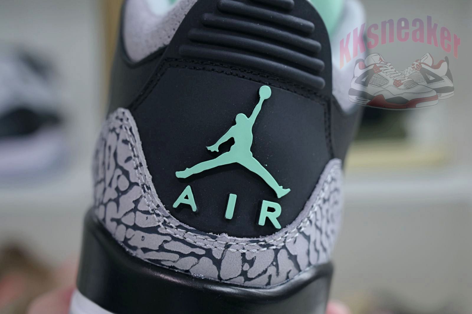 Air Jordan 3 Green Glow AJ3