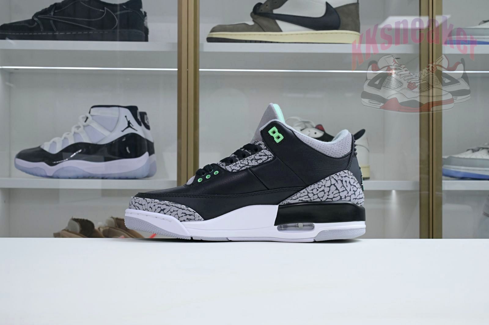 Air Jordan 3 Green Glow AJ3