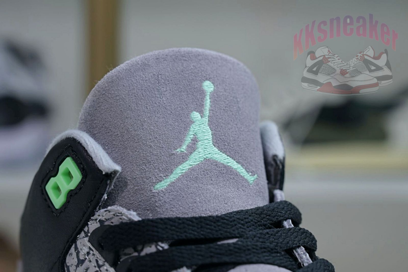 Air Jordan 3 Green Glow AJ3