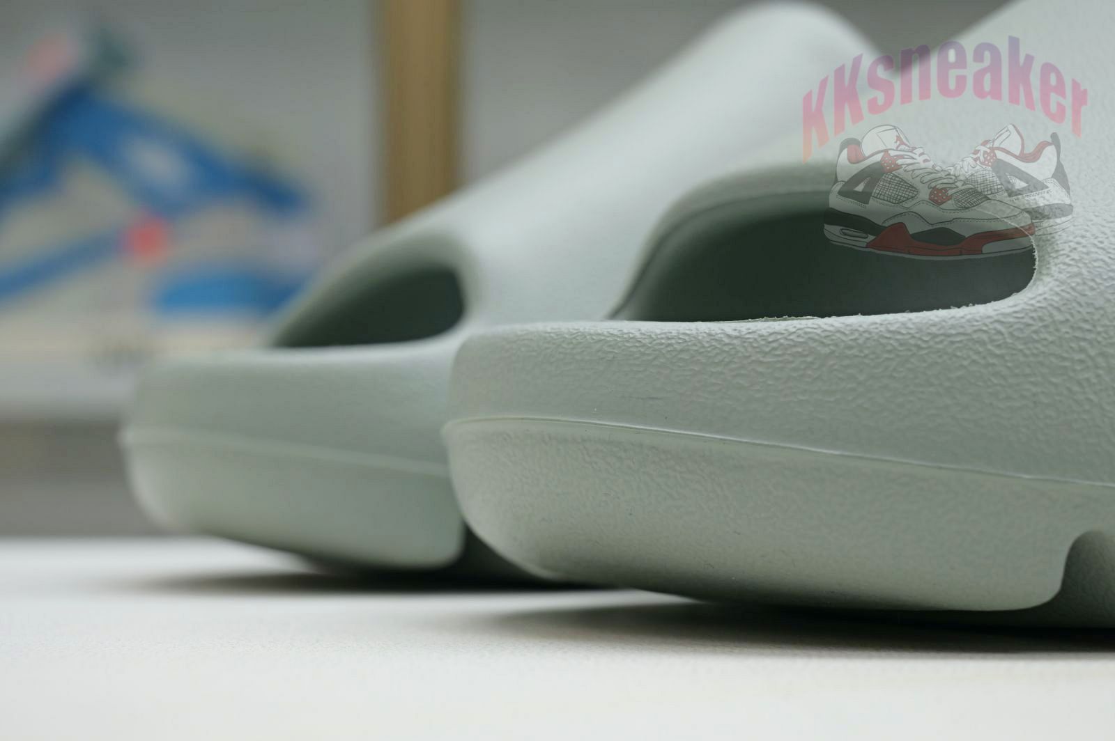 adidas originals Yeezy Slide Salt