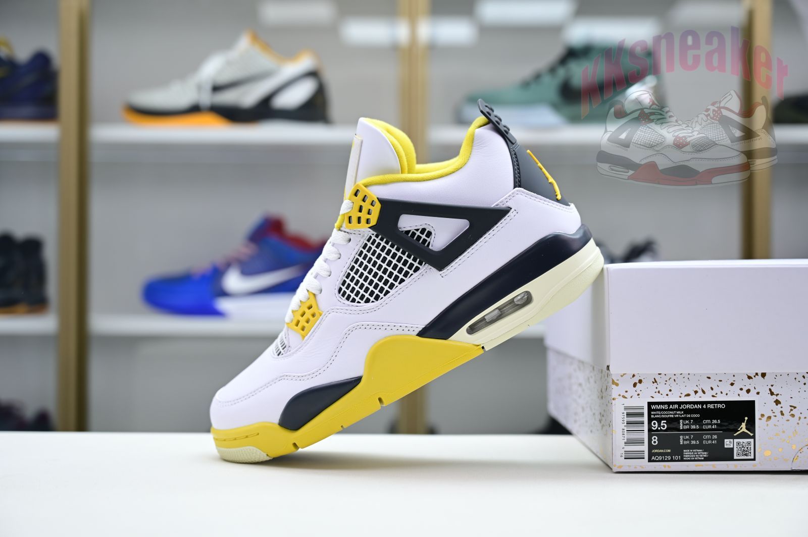 Jordan Air Jordan 4 "Vivid Sulfur"