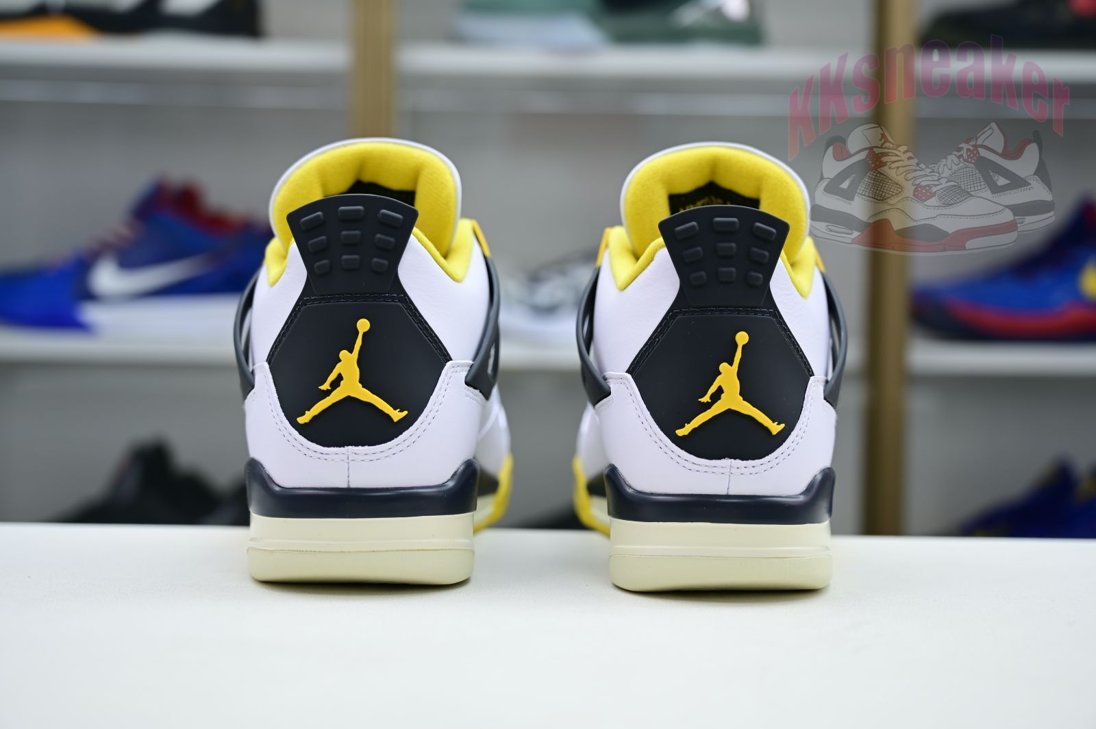 Jordan Air Jordan 4 "Vivid Sulfur"