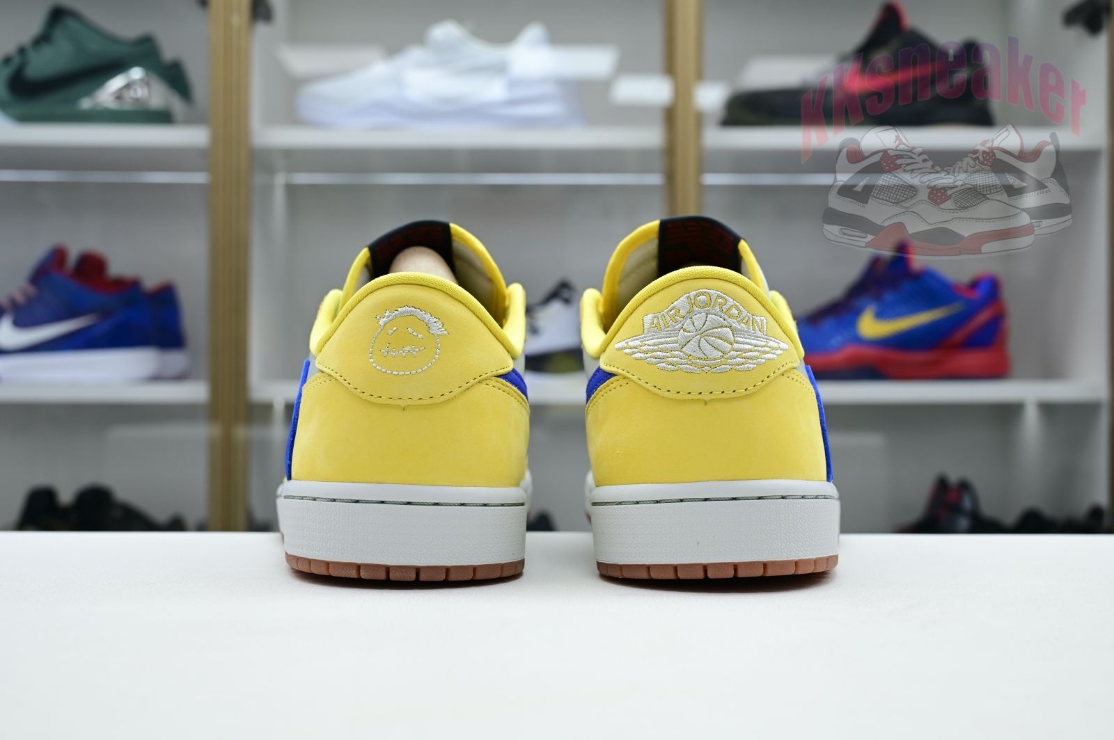 Travis Scott x Jordan Air Jordan 1Low Canary