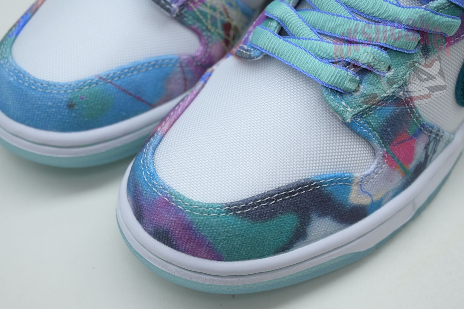 Futura Laboratories x Nike Dunk SB