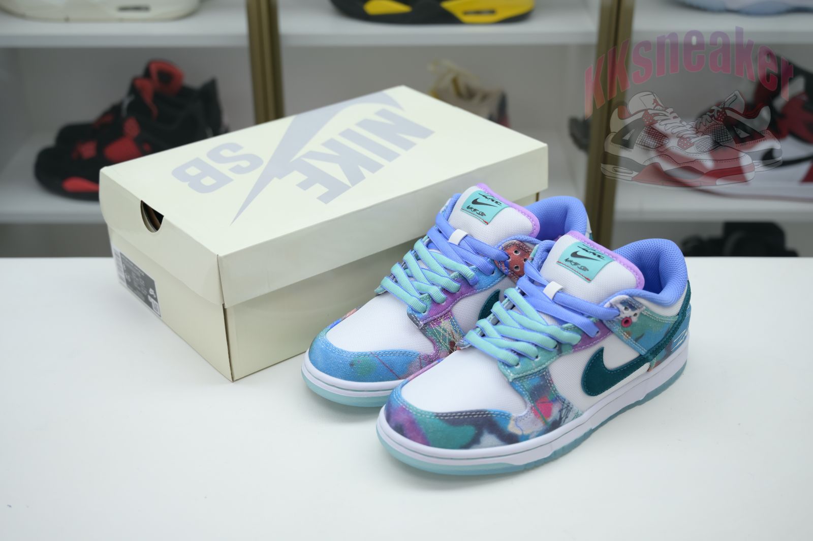 Futura Laboratories x Nike Dunk SB