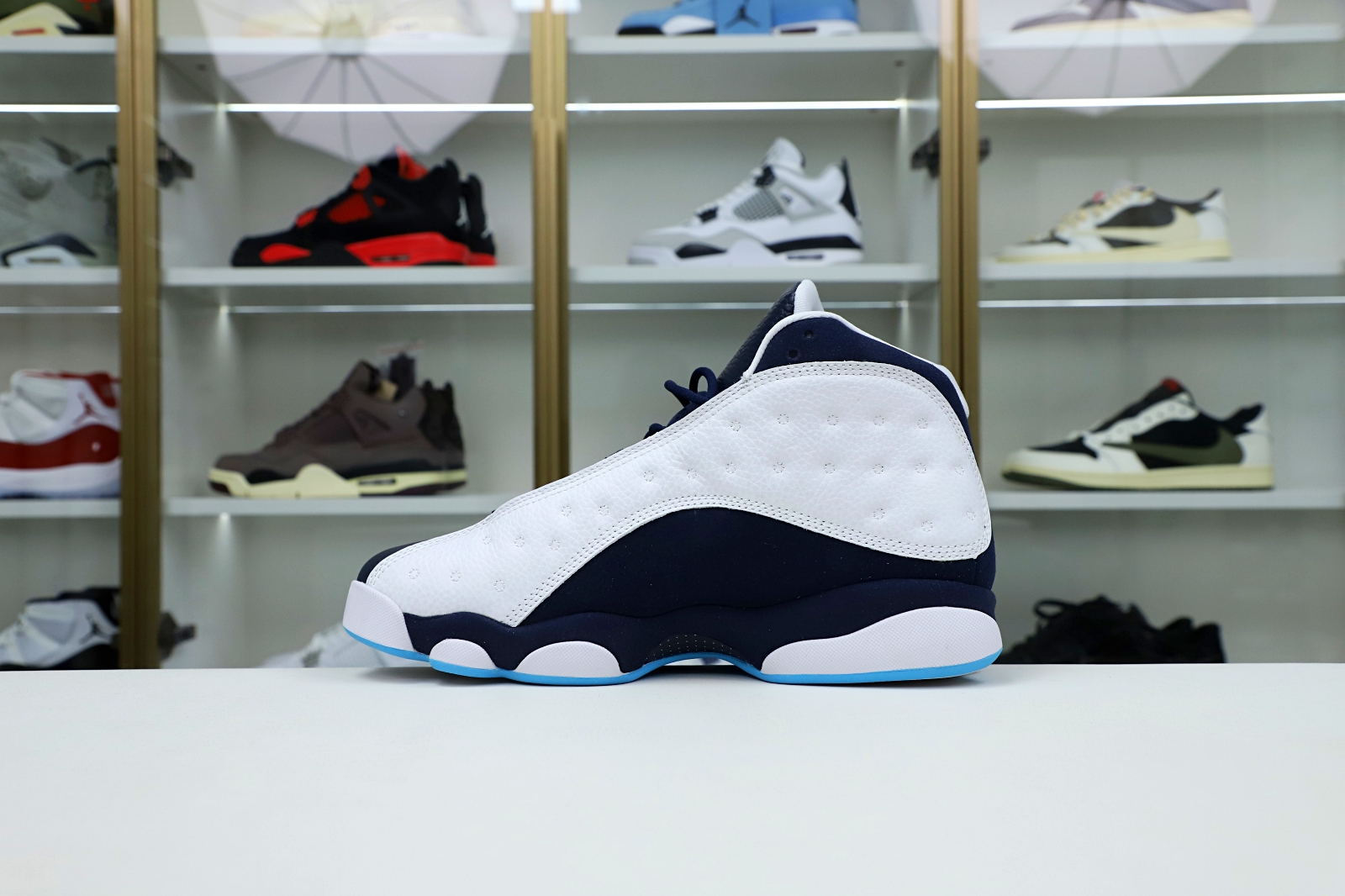 AIR JORDAN 13 RETRO WHITE OBSIDIAN POWDER BLUE 414571-144