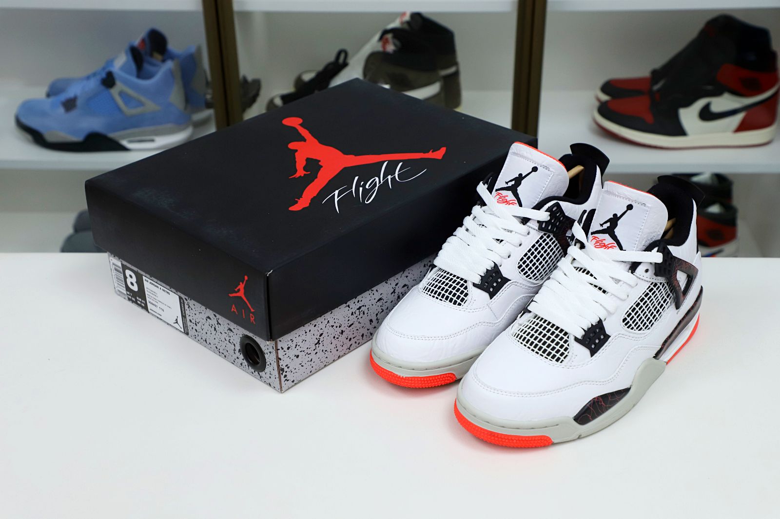 Jordan Air Jordan 4 "Hot Lava"