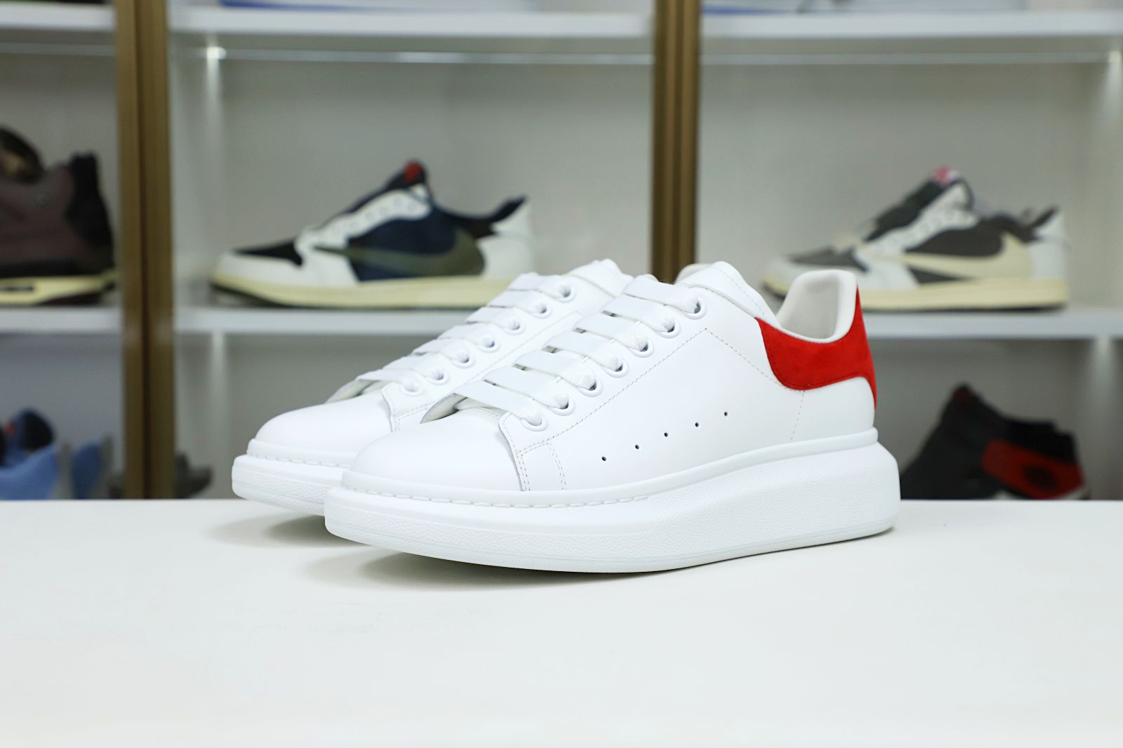 ALXNDER MC MCQUEEN WHITE SMOOTH CALF LEATHER RED SUEDE