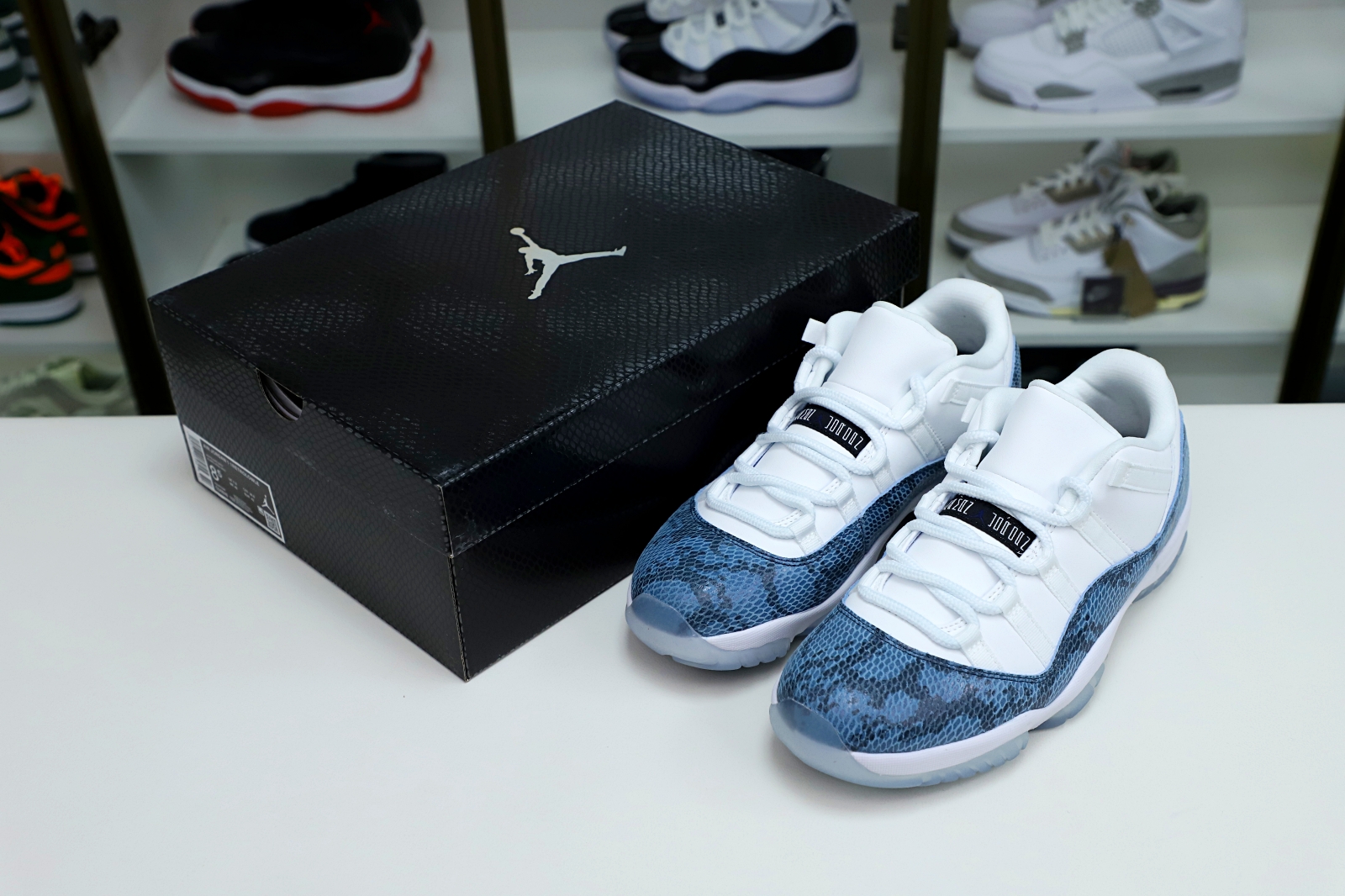 Jordan Air Jordan 11 “navy snakeskin”