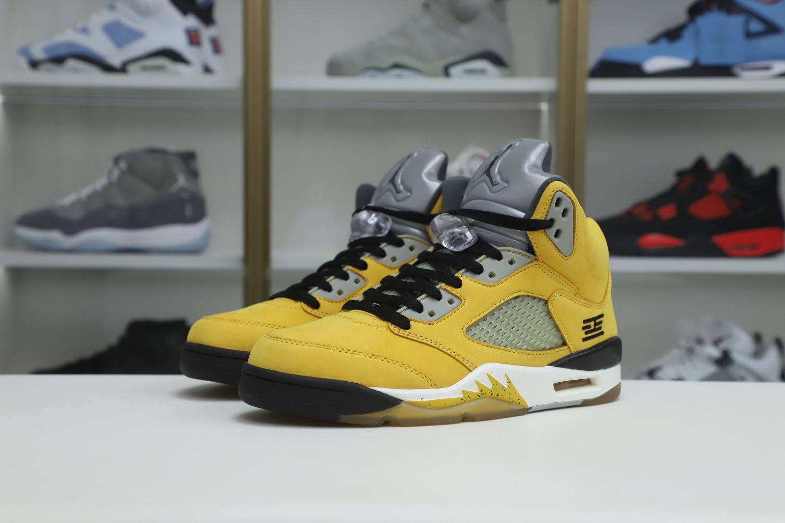 AIR JORDAN 5 RETRO TOKYO T23 454783-701