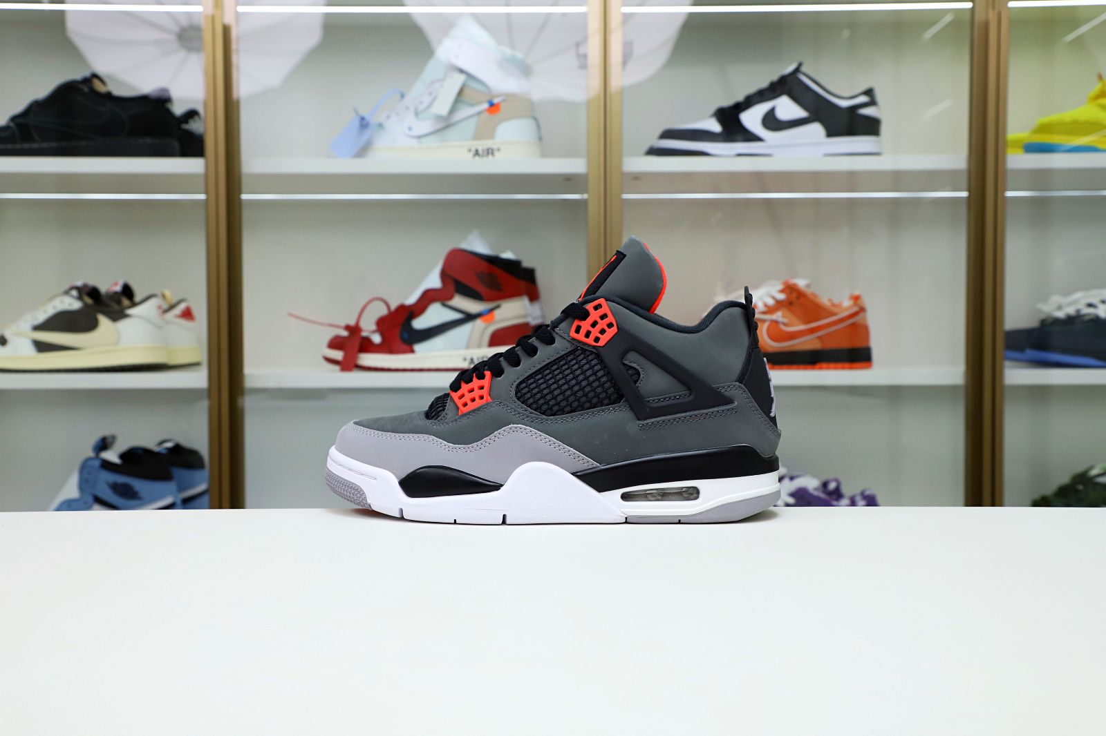 AIR JORDAN 4 INFRARED