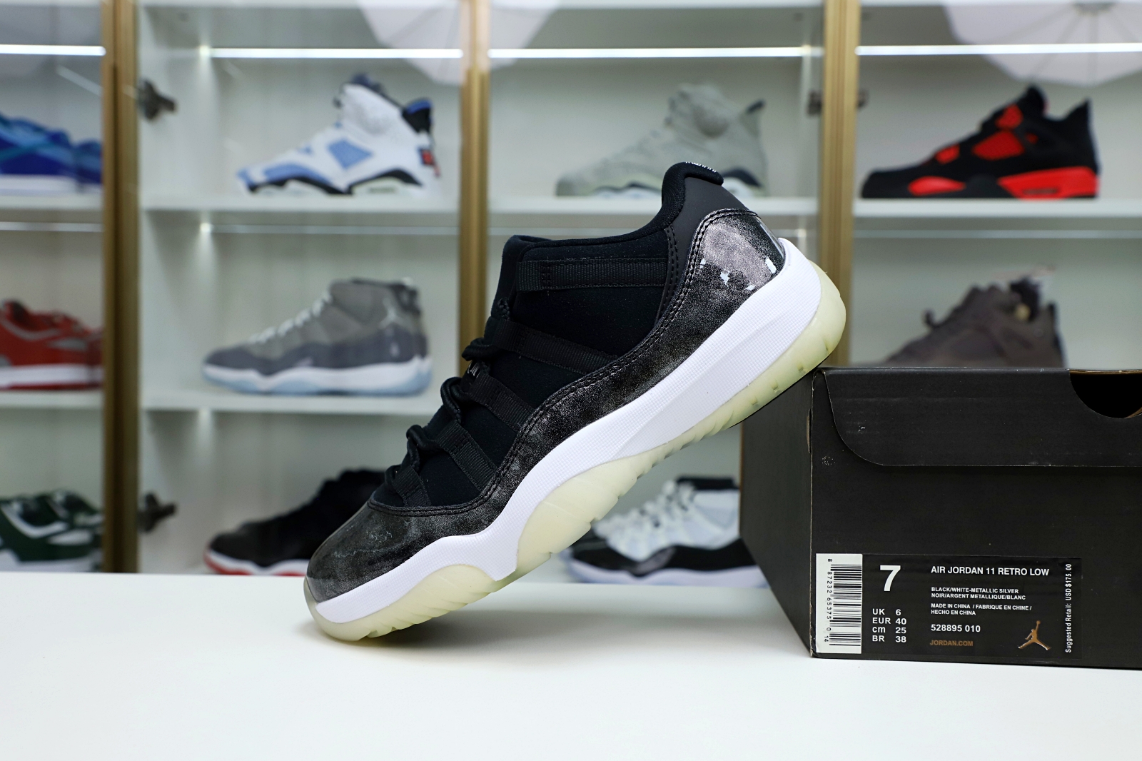 Jordan Air Jordan 11 retro low barons