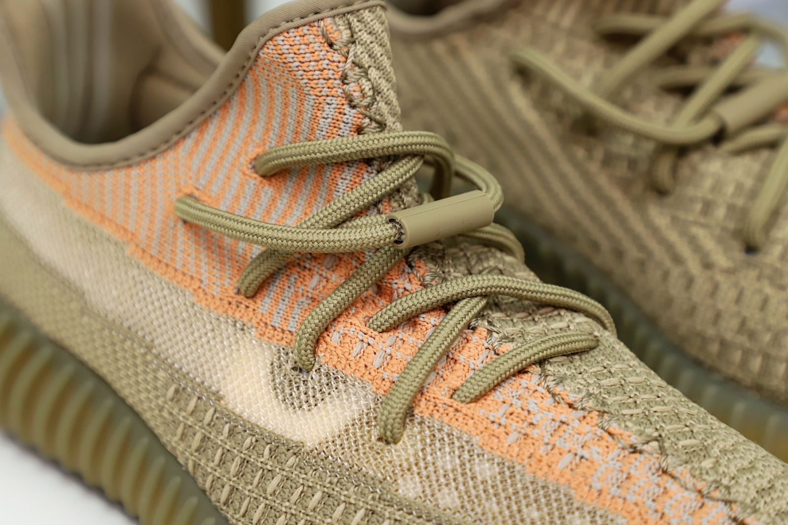 Yeezy boost 350 v2 "sand