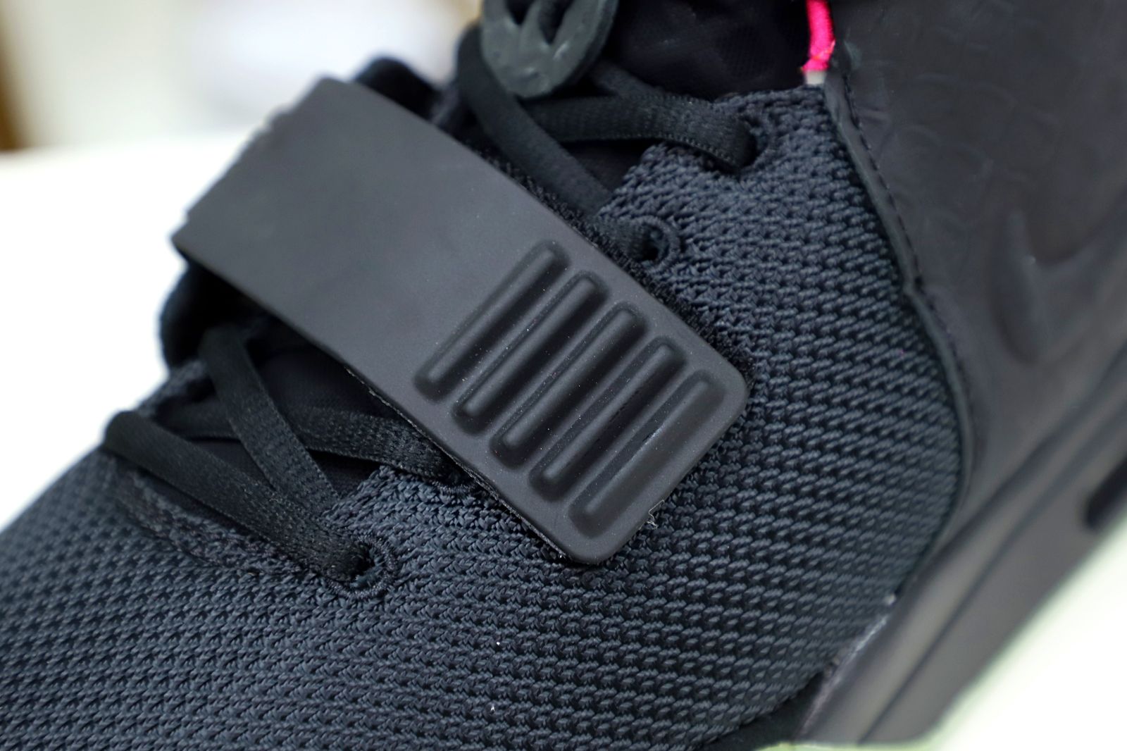 Nike Air Yeezy 2 solar red