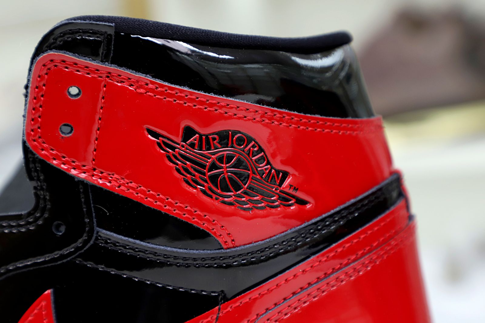 AIR JORDAN 1 HIGH OG BRED PATENT