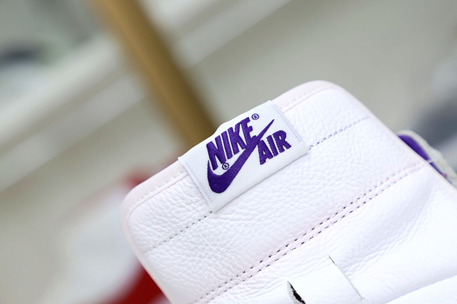 Air Jordan 1 High OG Court Purple