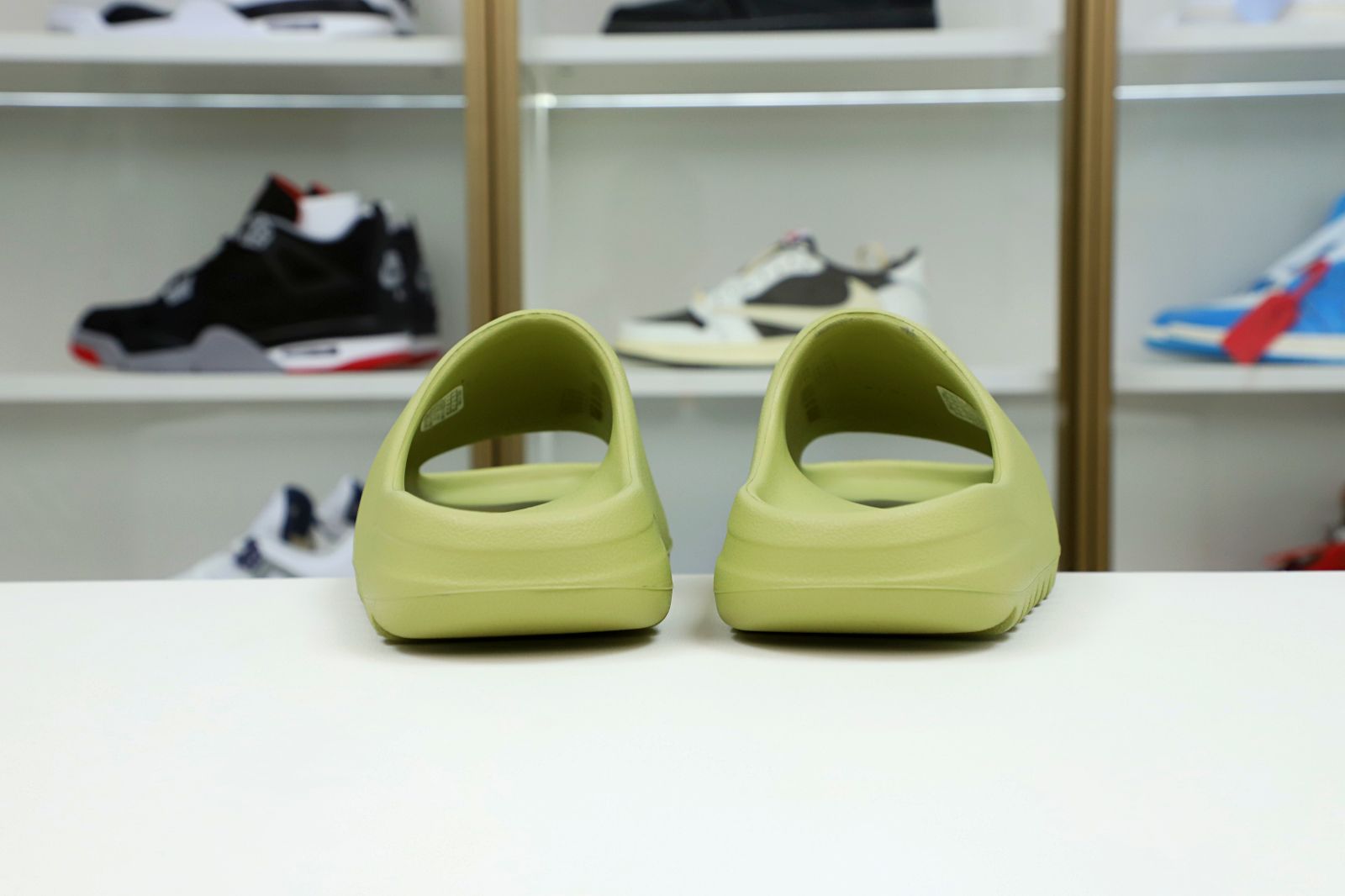 Yeezy Slide "Resin"FZ5904