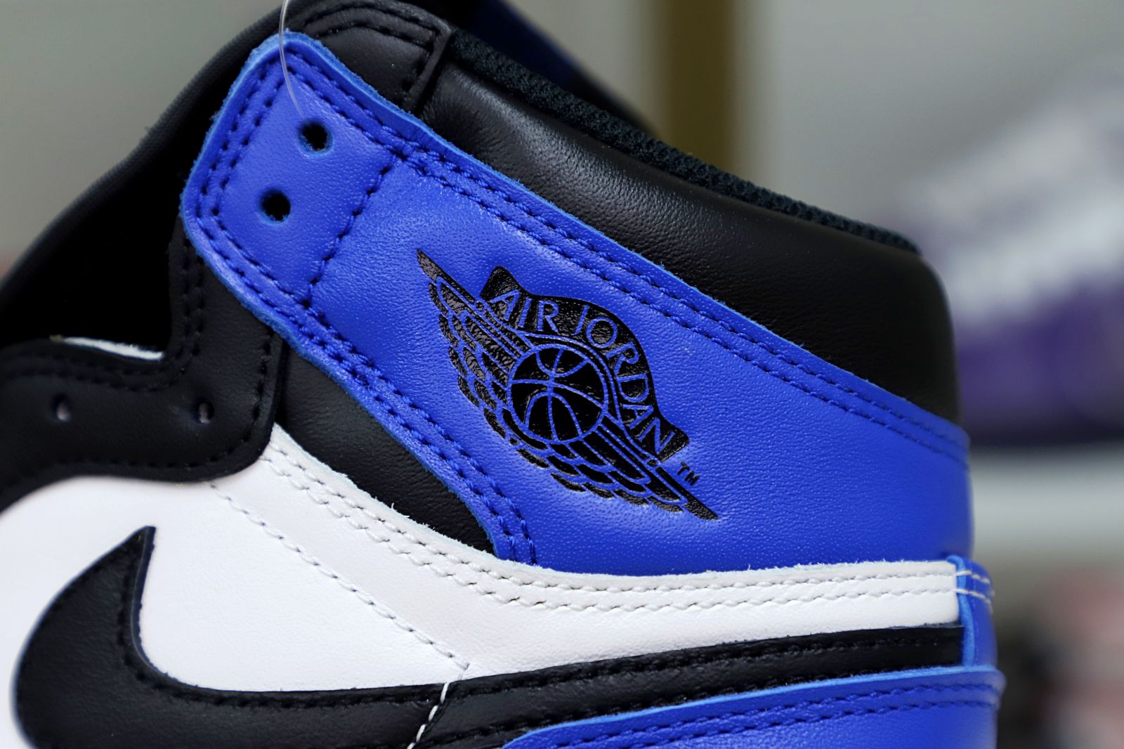 FRAGMENT DESIGN X AIR JORDAN 1 RETRO HIGH